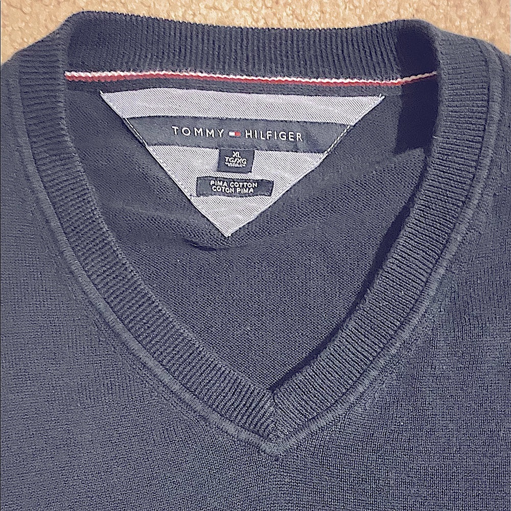 Tommy Hilfiger sweater size XL navy blue